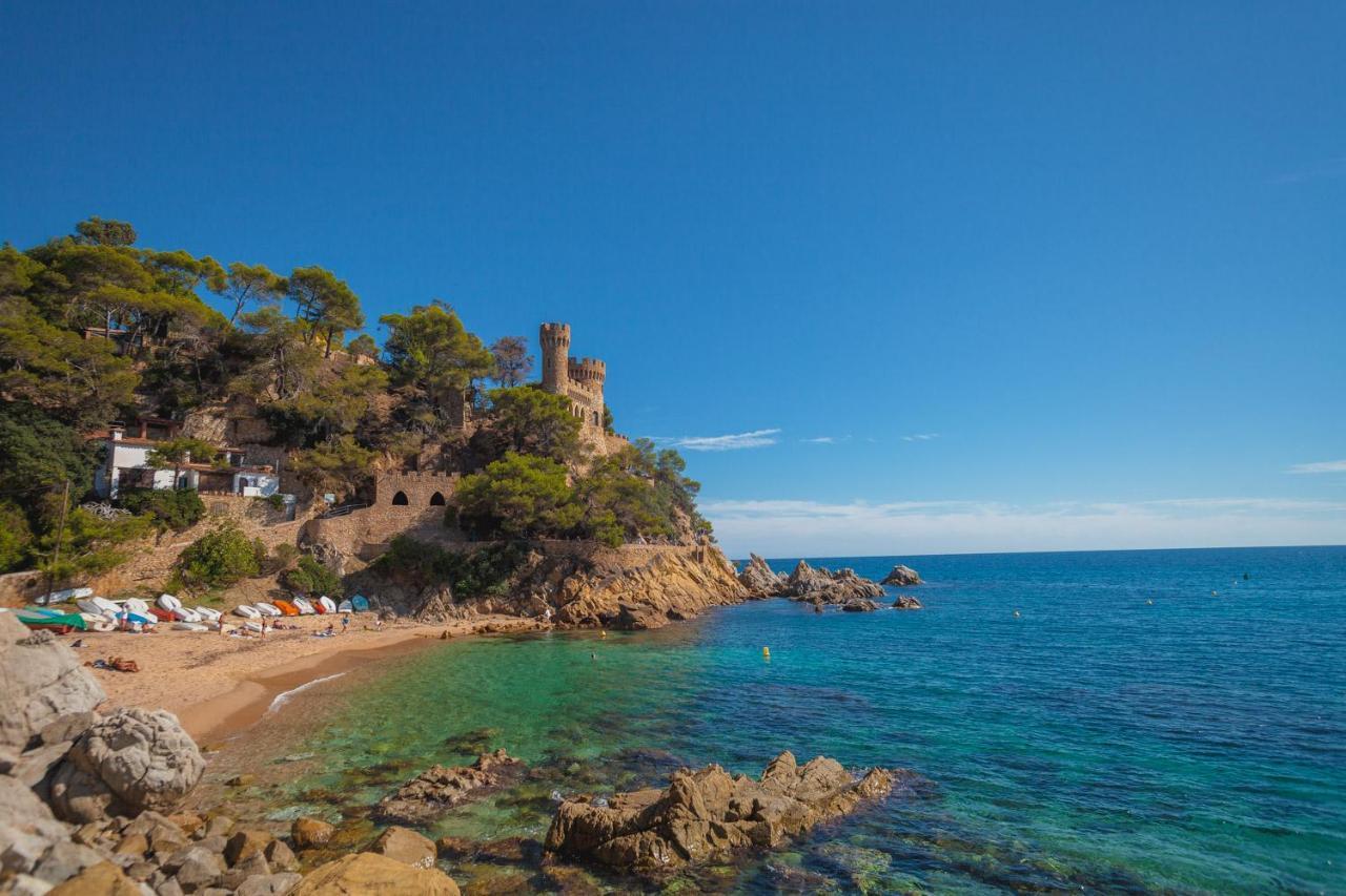 Fantastic 3 Bedroom Apartment, 300M To The Sea Lloret de Mar Exterior photo